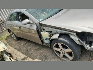 bontott MERCEDES-BENZ CLS Önindító