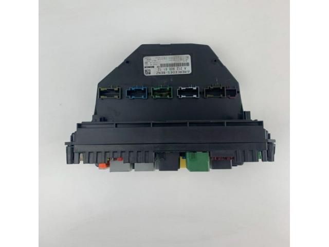 bontott MERCEDES-BENZ CLS Biztosítéktábla Motortér