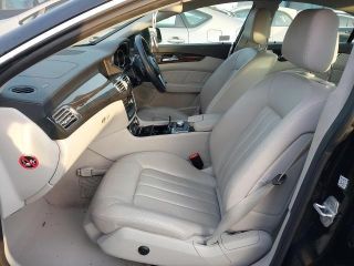 bontott MERCEDES-BENZ CLS Tanksapka