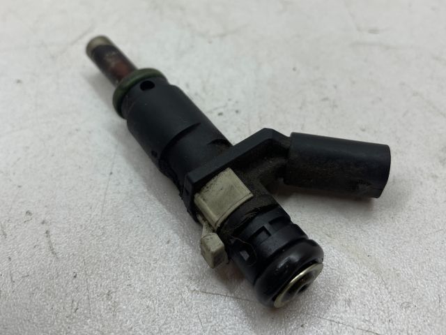 bontott MERCEDES-BENZ CLS Porlasztó (1 db)