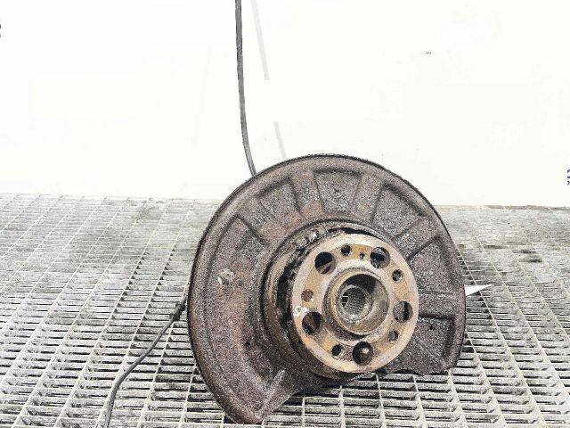 bontott MERCEDES-BENZ CLS Bal hátsó Csonkállvány