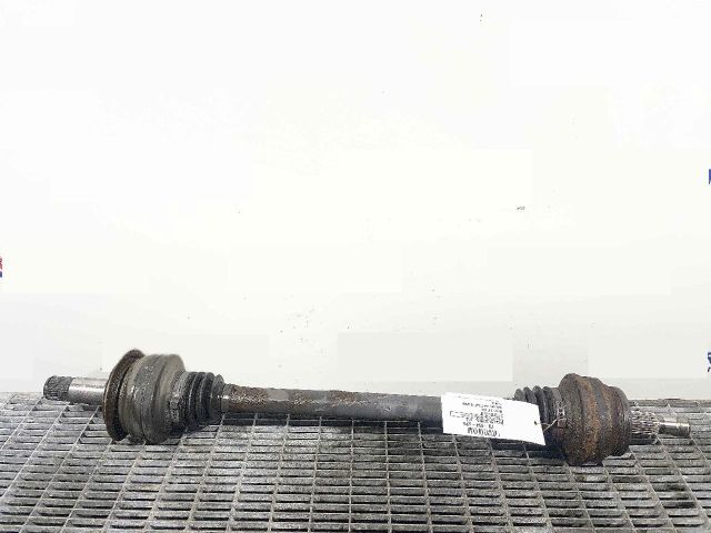 bontott MERCEDES-BENZ CLS Bal hátsó Féltengely