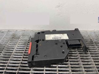 bontott MERCEDES-BENZ CLS Biztosítéktábla Motortér