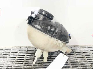 bontott MERCEDES-BENZ CLS Kiegyenlítő Tartály