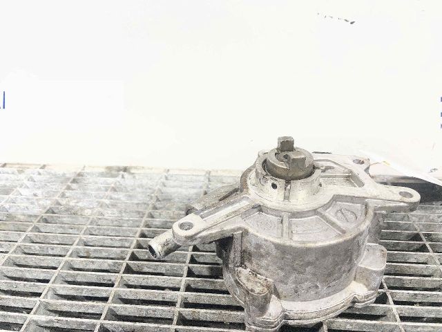 bontott MERCEDES-BENZ CLS Vákumpumpa