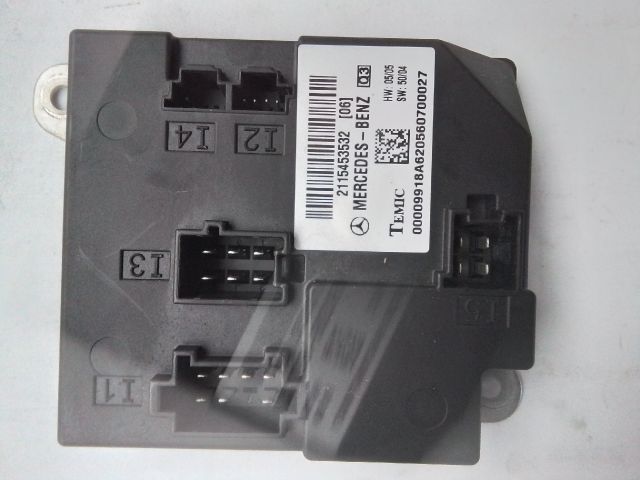 bontott MERCEDES-BENZ CLS Motorvezérlő