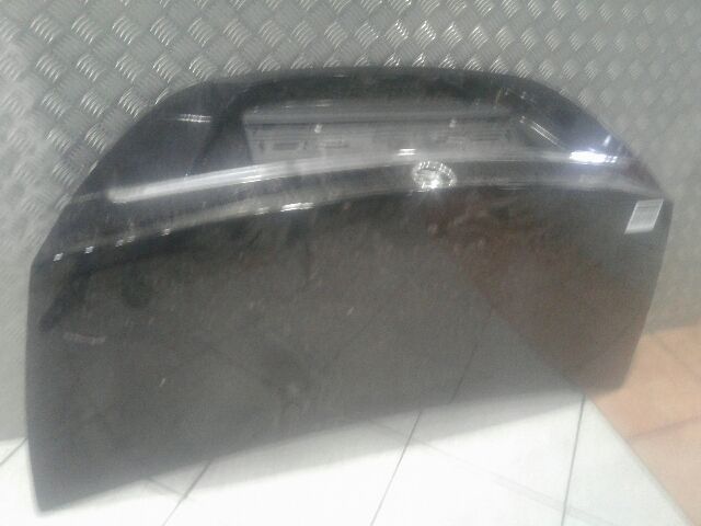 bontott MERCEDES-BENZ CLS Csomagtérajtó (Üres lemez)