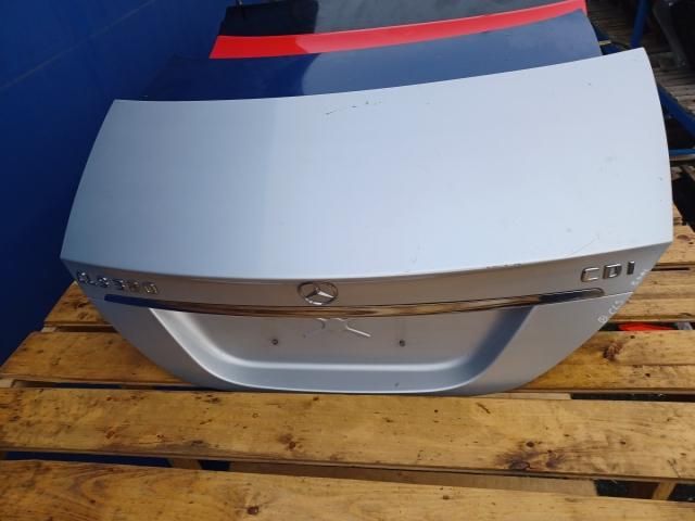 bontott MERCEDES-BENZ CLS Csomagtérajtó (Üres lemez)