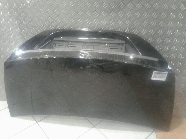 bontott MERCEDES-BENZ CLS Csomagtérajtó (Üres lemez)