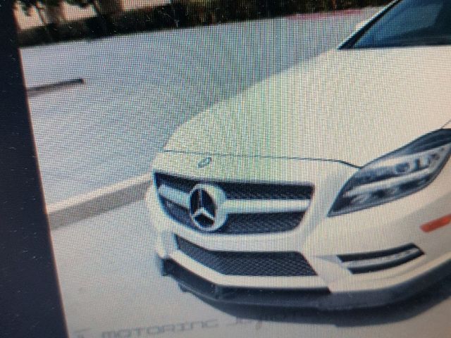 bontott MERCEDES-BENZ CLS Első Embléma