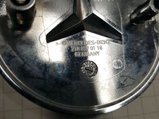 bontott MERCEDES-BENZ CLS Első Embléma