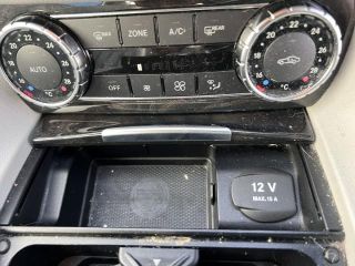 bontott MERCEDES-BENZ CLS Első Hamutartó