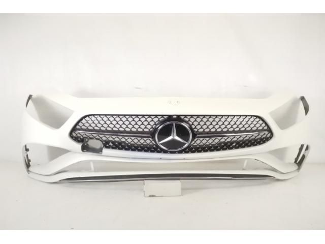 bontott MERCEDES-BENZ CLS Első Lökhárító (Részeivel)