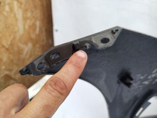 bontott MERCEDES-BENZ CLS Első Lökhárító (Üresen)