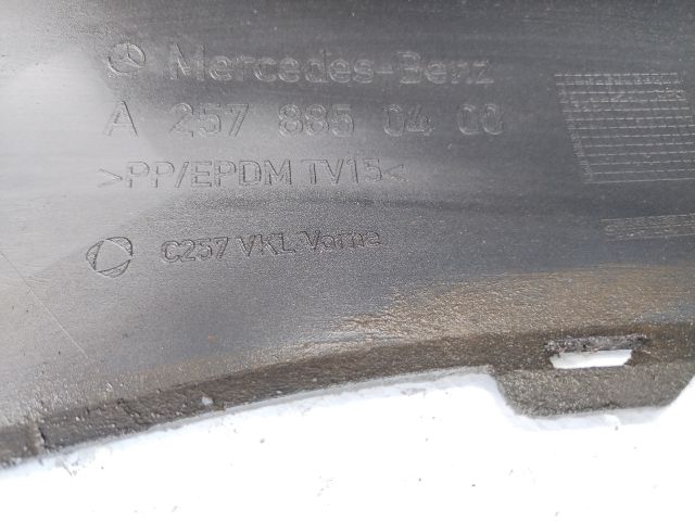 bontott MERCEDES-BENZ CLS Első Lökhárító (Üresen)