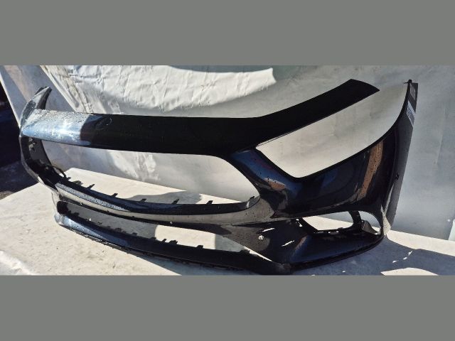 bontott MERCEDES-BENZ CLS Első Lökhárító (Üresen)