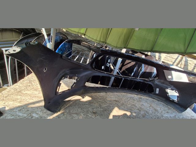 bontott MERCEDES-BENZ CLS Első Lökhárító (Üresen)