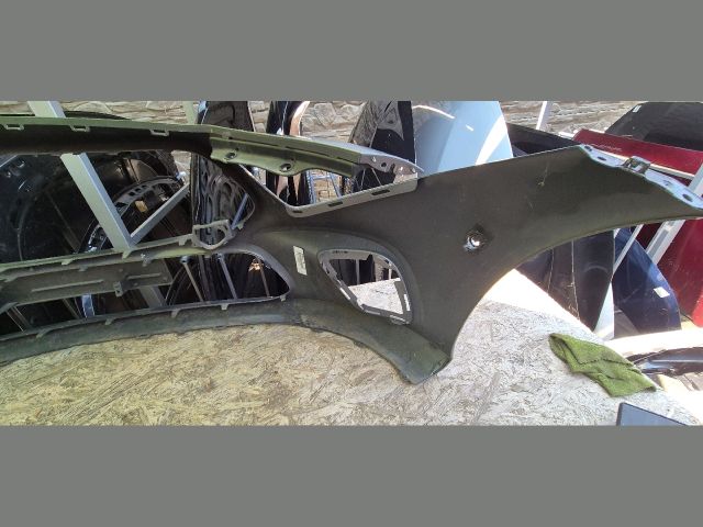 bontott MERCEDES-BENZ CLS Első Lökhárító (Üresen)