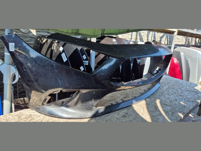 bontott MERCEDES-BENZ CLS Első Lökhárító (Üresen)