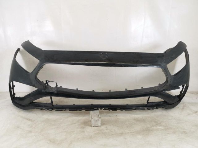 bontott MERCEDES-BENZ CLS Első Lökhárító (Üresen)