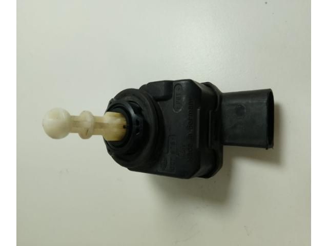 bontott MERCEDES-BENZ CLS Fényszórómagasság Állító Motor (Pozíciófüggetlen)