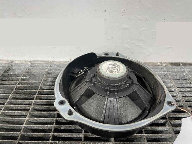 bontott MERCEDES-BENZ CLS Hangszóró (Pozíciófüggetlen)