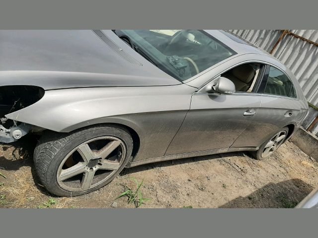 bontott MERCEDES-BENZ CLS Jobb első Ablaktörlő Kar