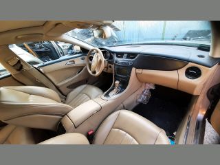 bontott MERCEDES-BENZ CLS Jobb első Ajtó Vezérlőegység