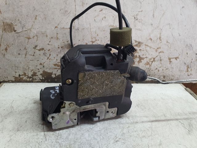 bontott MERCEDES-BENZ CLS Jobb első Ajtózár