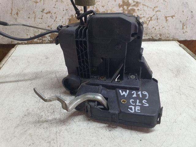 bontott MERCEDES-BENZ CLS Jobb első Ajtózár