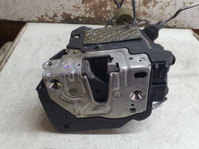 bontott MERCEDES-BENZ CLS Jobb első Ajtózár