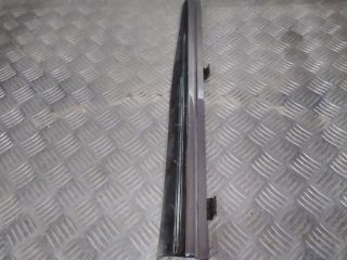 bontott MERCEDES-BENZ CLS Jobb első Küszöb Díszléc