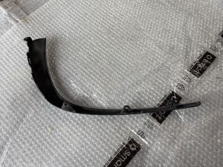 bontott MERCEDES-BENZ CLS Jobb első Lökhárító Díszléc