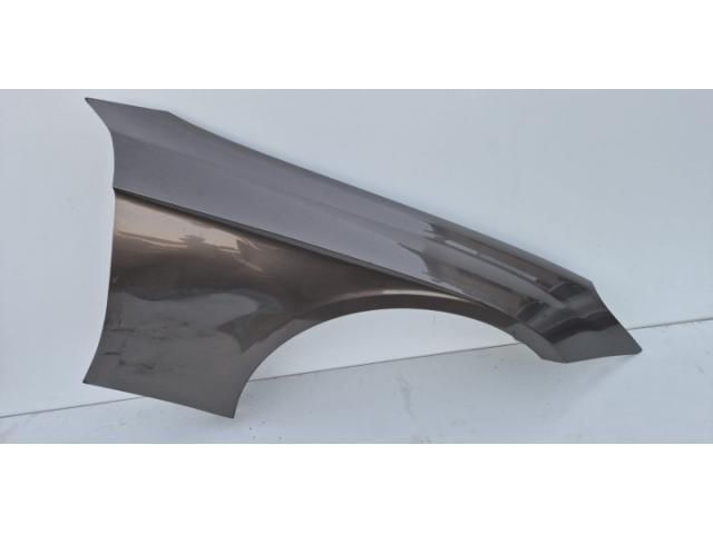 bontott MERCEDES-BENZ CLS Jobb első Sárvédő