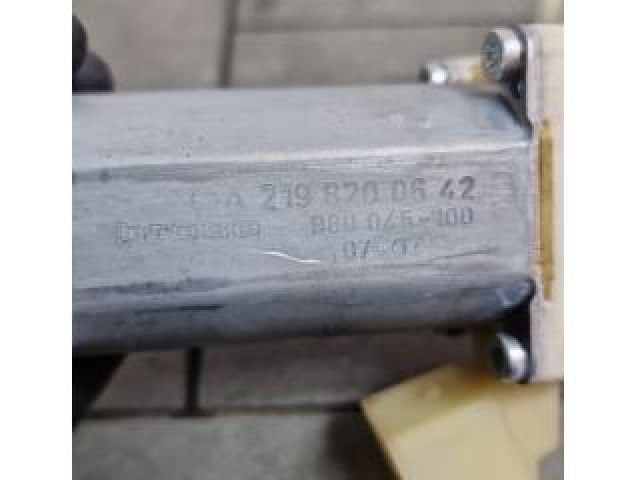 bontott MERCEDES-BENZ CLS Jobb hátsó Ablakemelő Motor