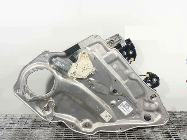 bontott MERCEDES-BENZ CLS Jobb hátsó Ablakemelő Szerkezet (Elektromos)