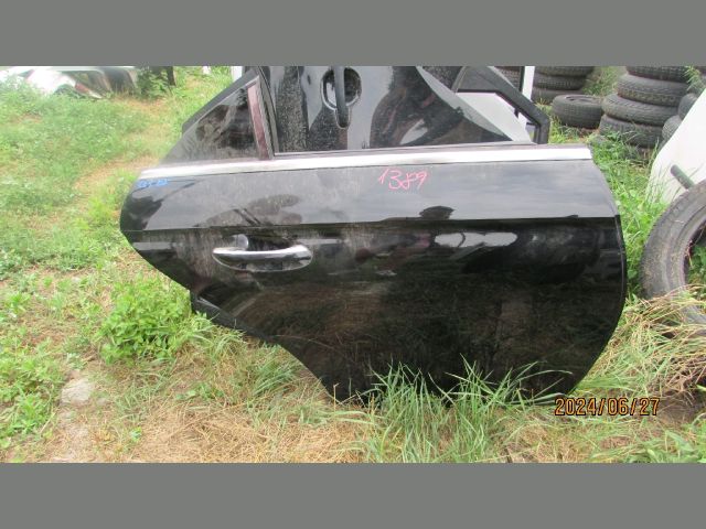 bontott MERCEDES-BENZ CLS Jobb hátsó Ajtó (Részeivel)