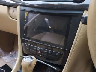 bontott MERCEDES-BENZ CLS Jobb hátsó Ajtó (Üres lemez)