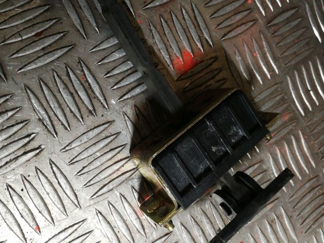 bontott MERCEDES-BENZ CLS Jobb hátsó Ajtóbehúzó