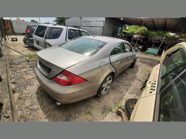 bontott MERCEDES-BENZ CLS Jobb hátsó Biztonsági Öv