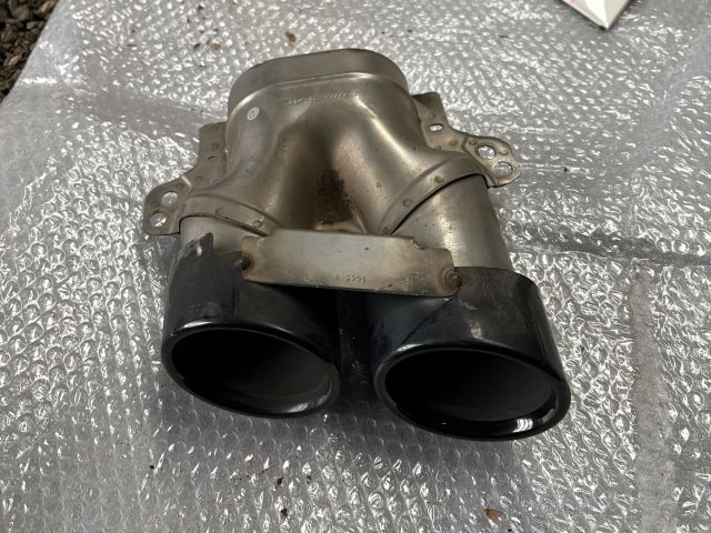 bontott MERCEDES-BENZ CLS Jobb Kipufogó Vég