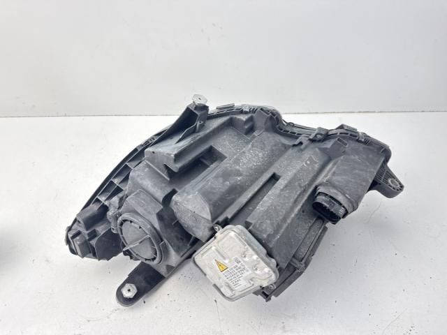 bontott MERCEDES-BENZ CLS Jobb Xenon Fényszóró