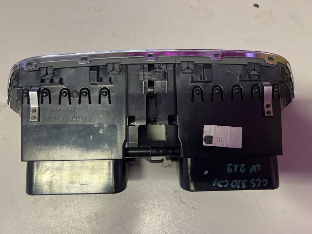 bontott MERCEDES-BENZ CLS Középső Szellőző