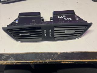 bontott MERCEDES-BENZ CLS Középső Szellőző