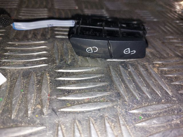 bontott MERCEDES-BENZ CLS Központizár Kapcsoló