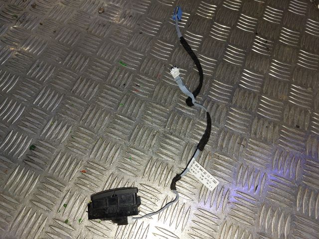 bontott MERCEDES-BENZ CLS Központizár Kapcsoló