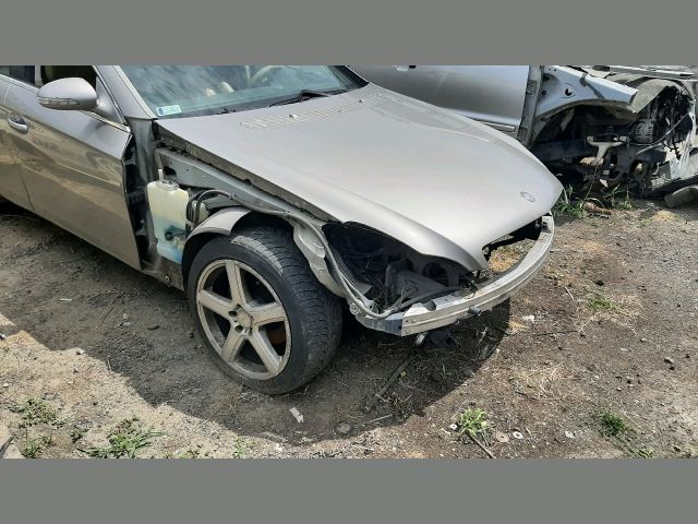 bontott MERCEDES-BENZ CLS Motorháztető Biztonsági Kampó