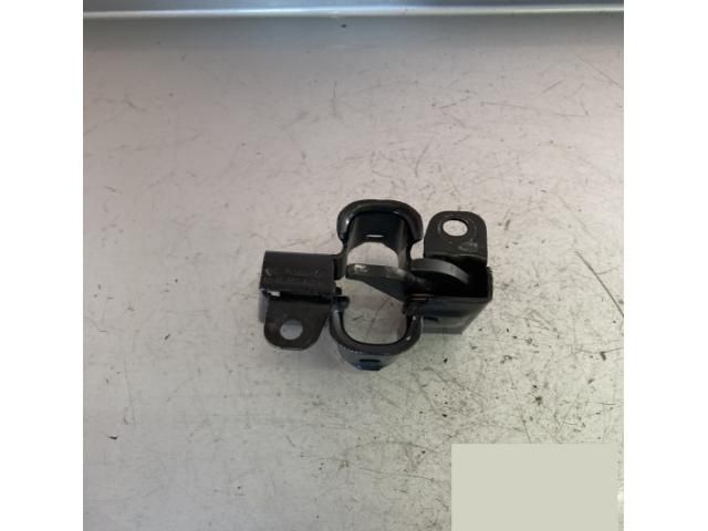 bontott MERCEDES-BENZ CLS Motorháztető Zárszerkezet