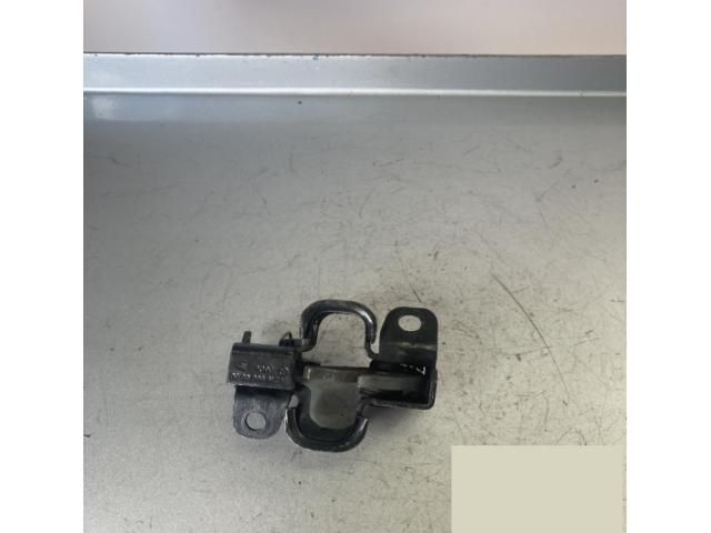 bontott MERCEDES-BENZ CLS Motorháztető Zárszerkezet