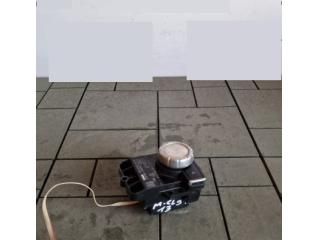 bontott MERCEDES-BENZ CLS Multimédia Vezérlő